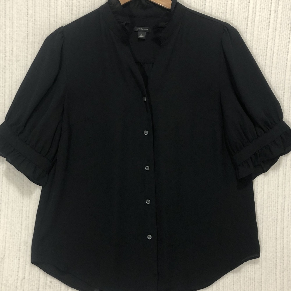 Ann Taylor Black Ruffle Neck Puff Short Sleeve Button Down Blouse Small